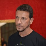 Imagem do artista Walmir Alencar