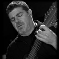 Foto del artista Gustavo Santaolalla