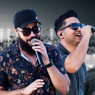 Imagem do artista Henrique e Juliano